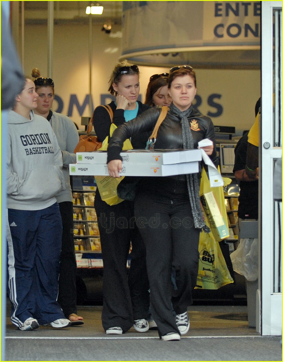 Kelly Clarkson's Best Buys