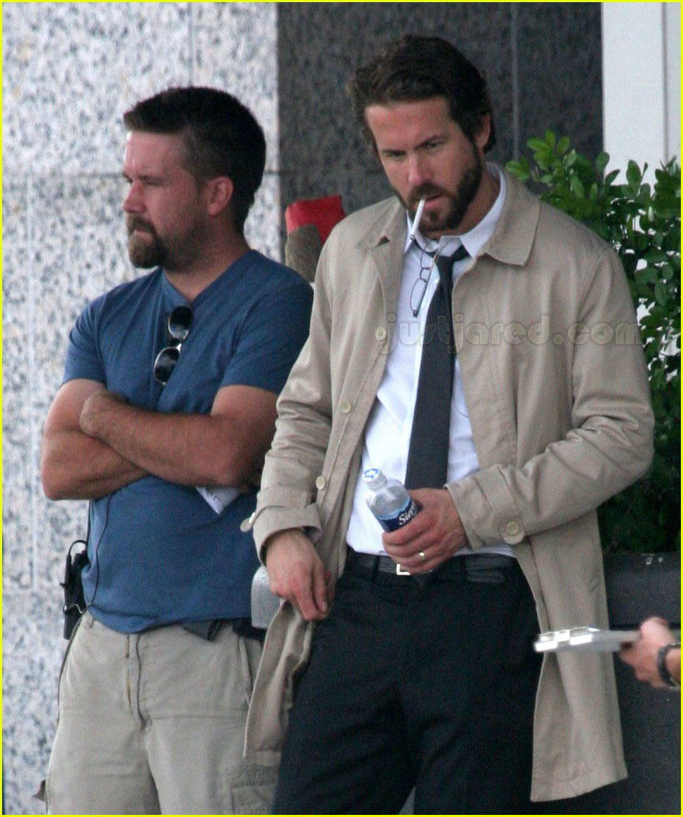 does ryan reynolds smoke cigarettes in real life Ryan Reynolds Has FireFlies in His Garden - Just Jared - Celebrity News and  Gossip