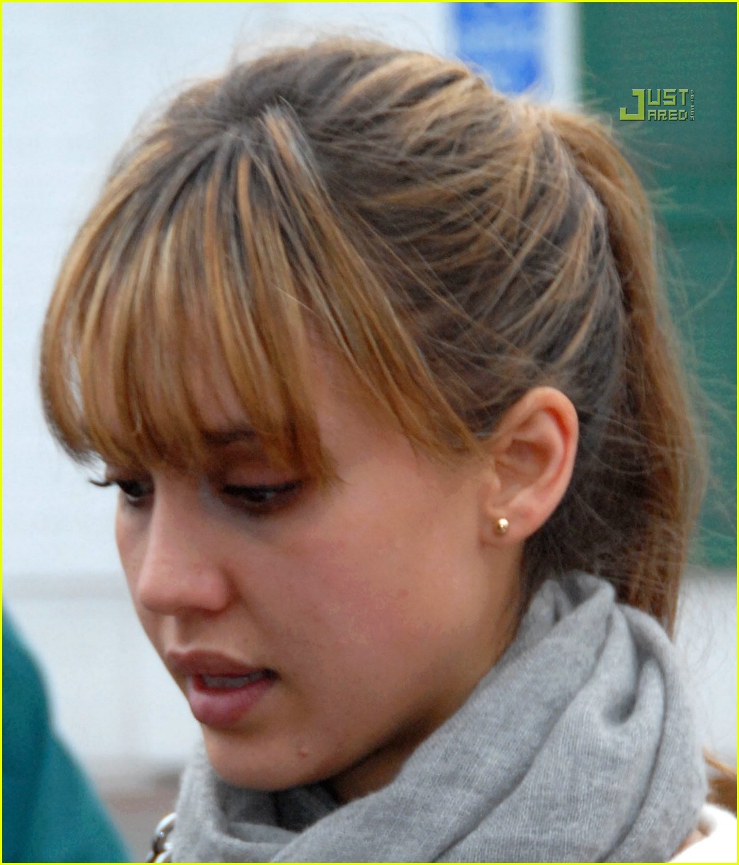 Jessica Alba: Bangs During Pregnancy