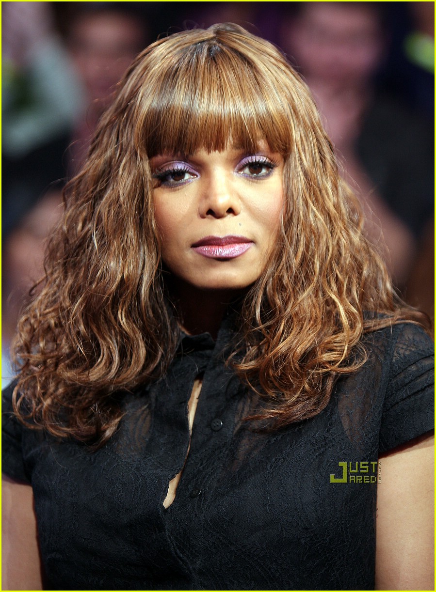Janet Jackson is a Wavy Woman