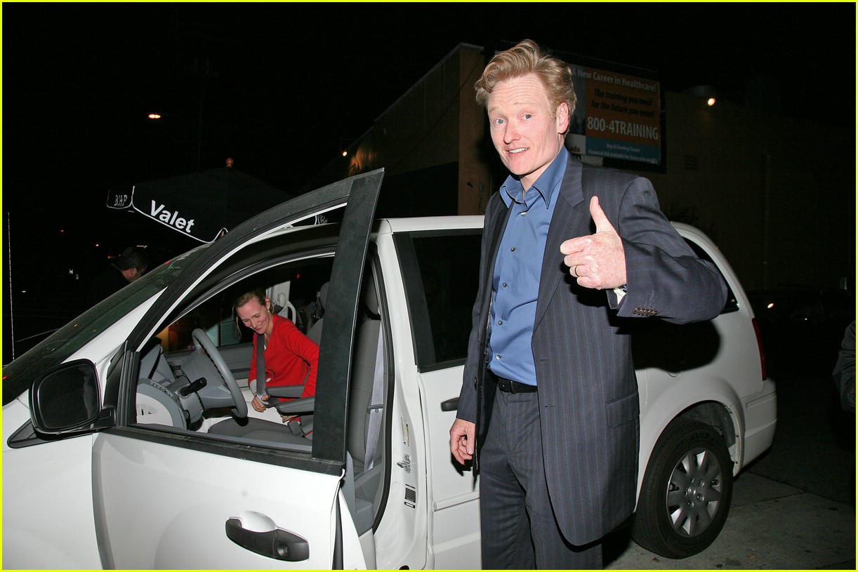 Conan O'Brien Gives the Thumbs Up