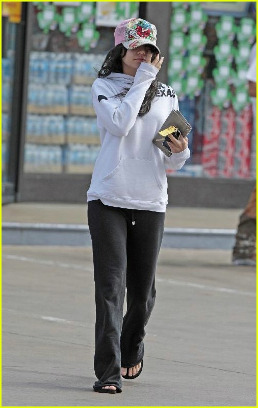 Vanessa Hudgens in Tokyo, Texas?