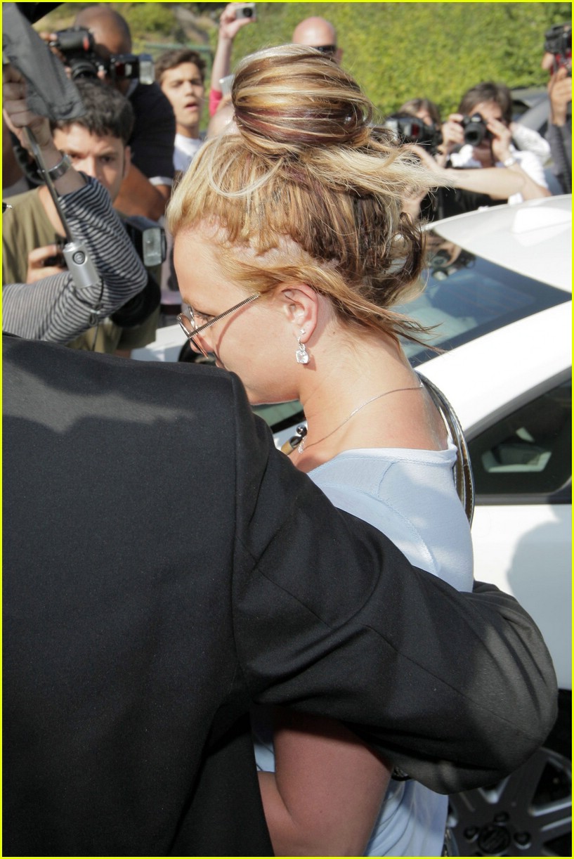 Britney Spears: PETA Receptionist?