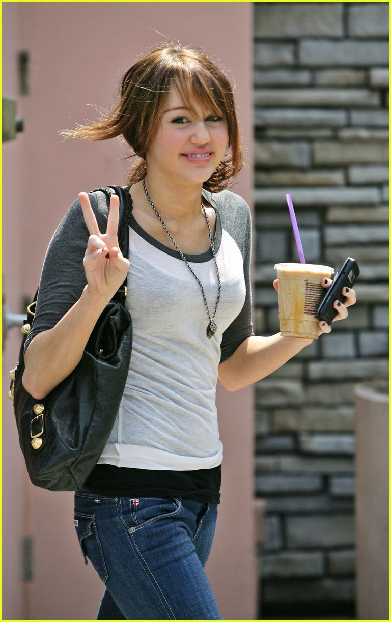 I Scream, You Scream, We All Scream For Miley Cyrus