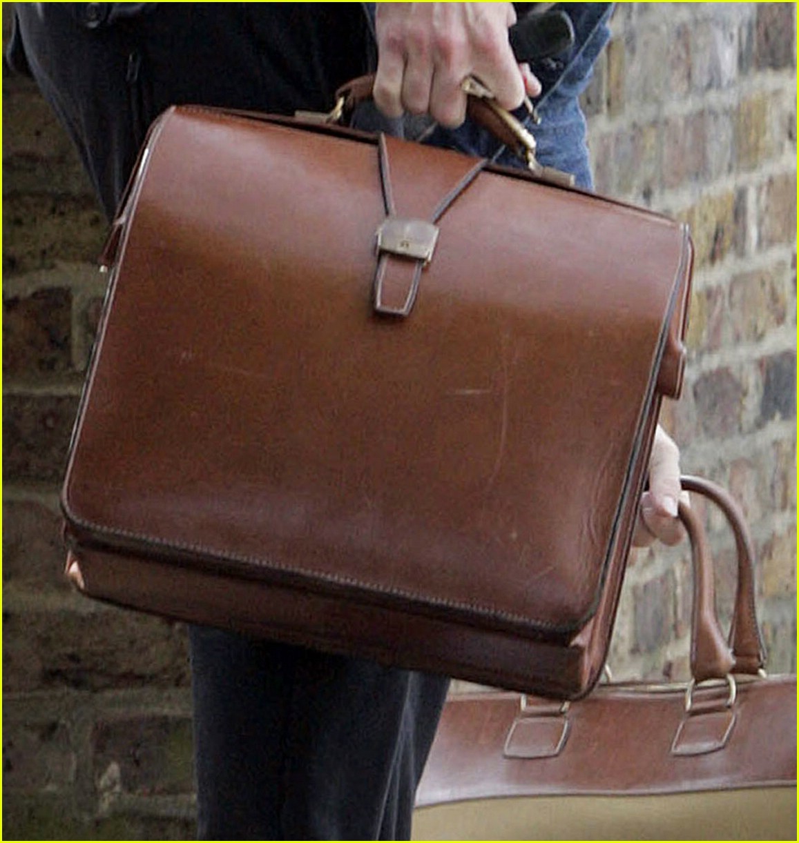 Jude Law is a London Luggage Lad