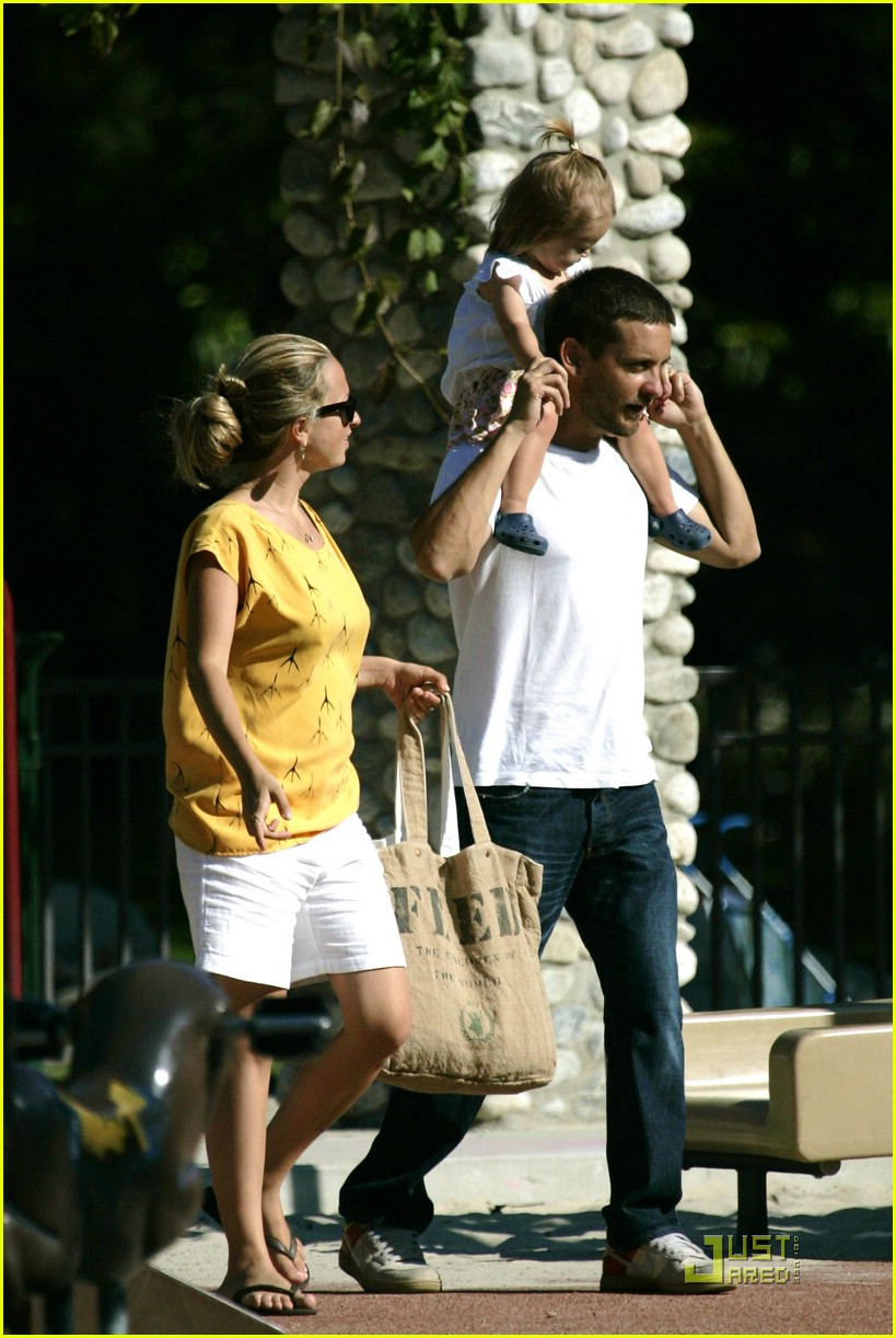 Tobey Maguire's Sweetheart Saturday