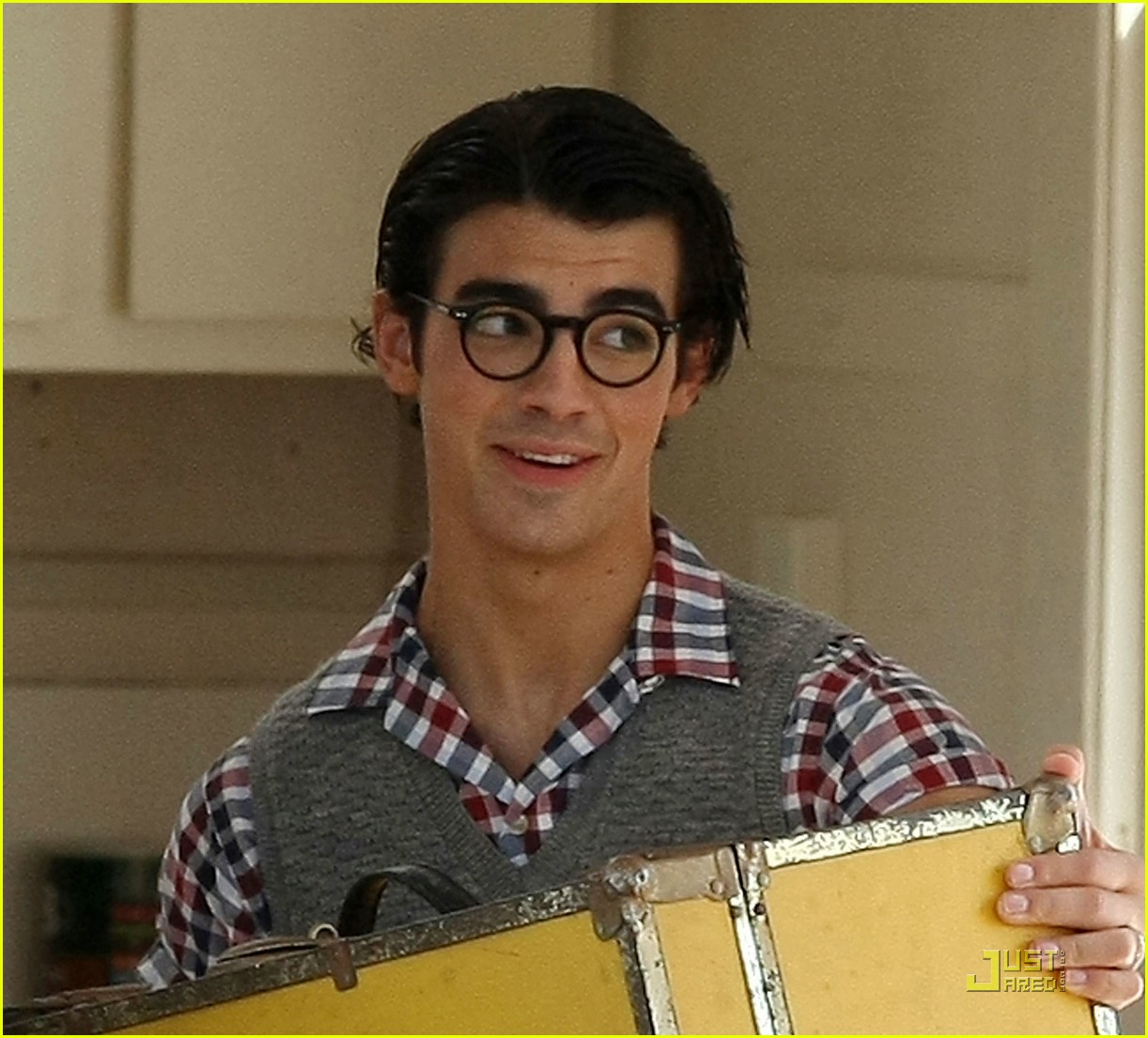 The Jonas Brothers: Team Camilla!