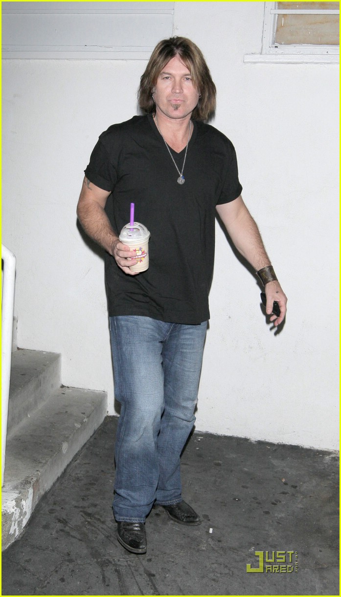 Miley Cyrus Screams For Ice Cream