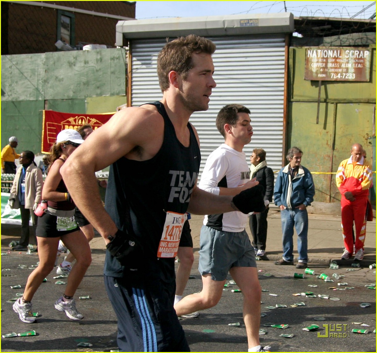 Ryan Reynolds Finishes NYC Marathon