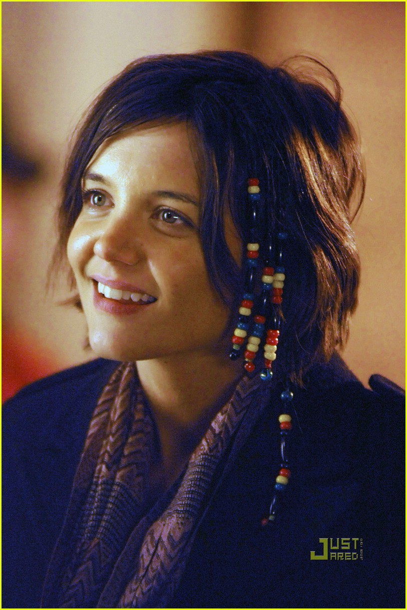 Katie Holmes: Let it Bead!
