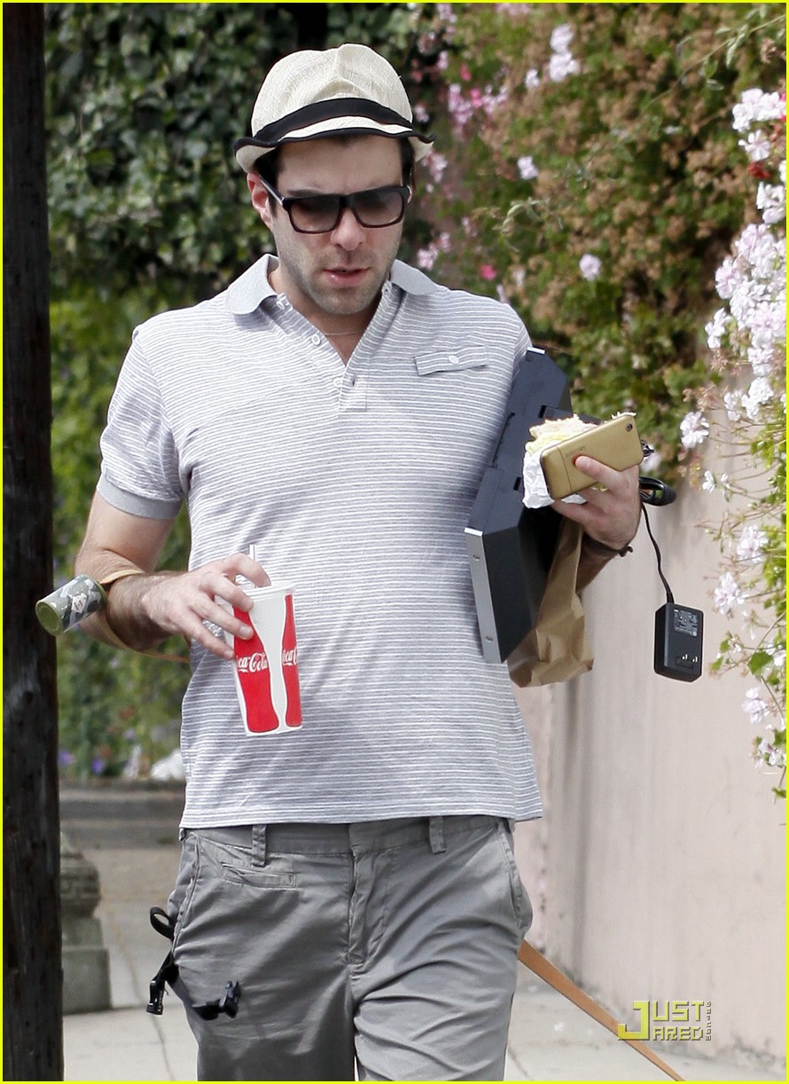 Zachary Quinto: Hugo's Tacos Tasty!