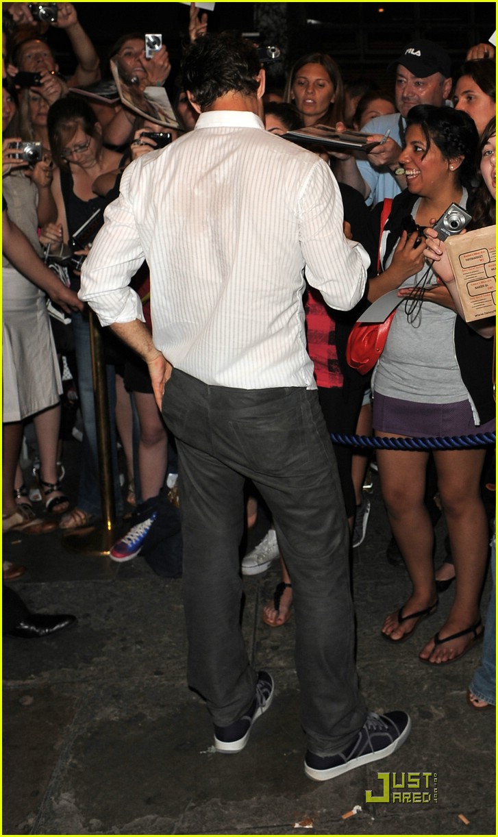 Jude Law is a Happy Hamlet