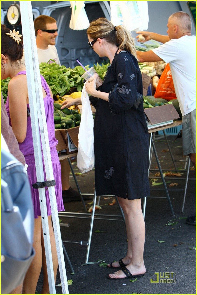 Ellen Pompeo: Hang On Little Tomato!