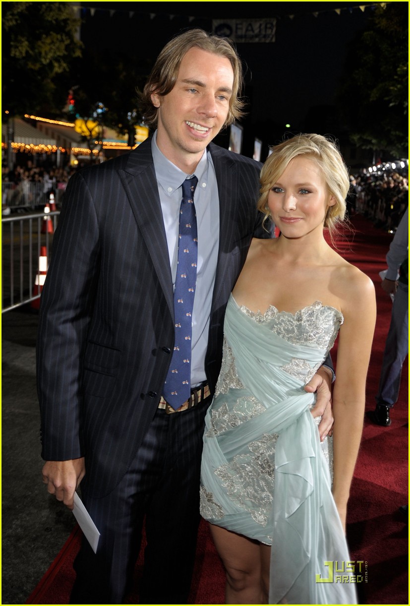 Kristen Bell is a Strapless Stunner