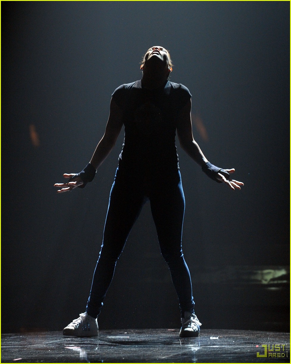 Jennifer Lopez Loves Louboutin -- The Shoes and Her Song