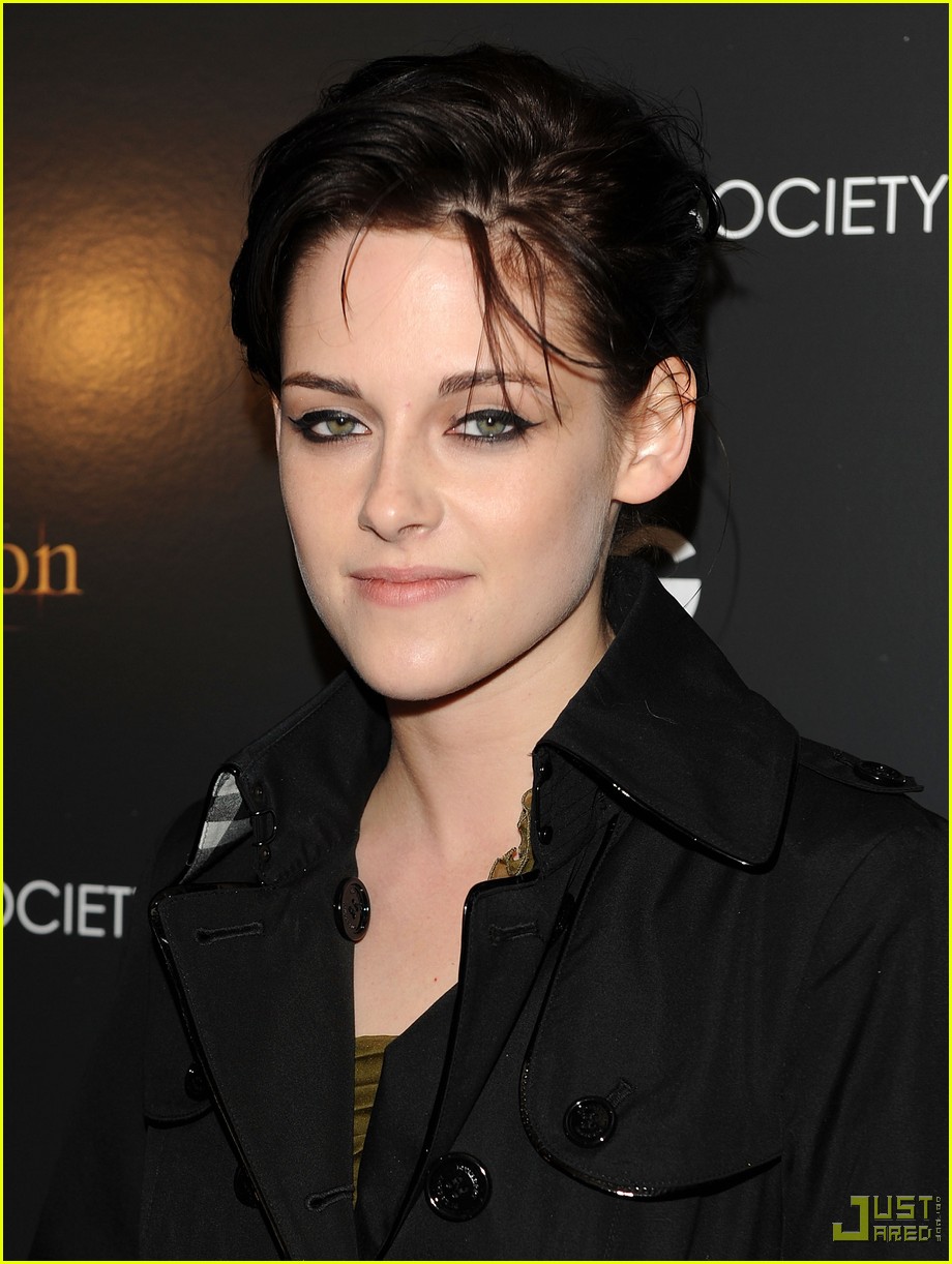 Kristen Stewart: New Moon in NYC!