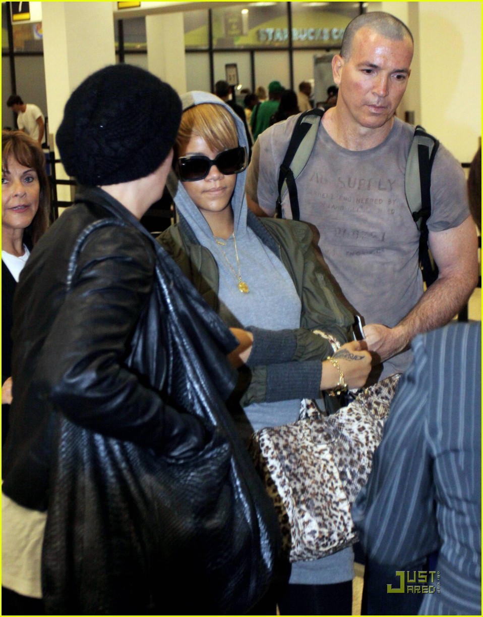 Rihanna: I'm in Miami, Betch!
