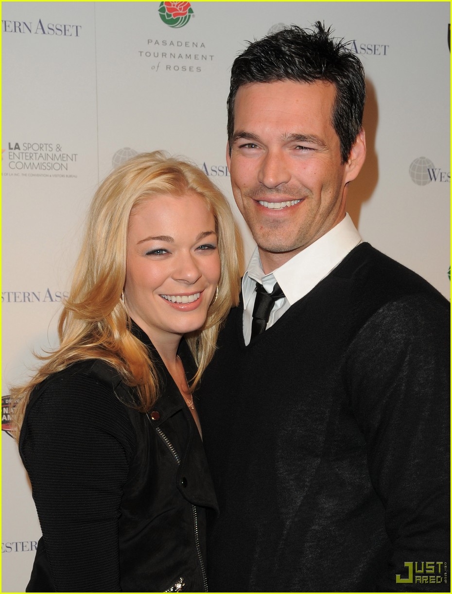 LeAnn Rimes & Eddie Cibrian are Lovin' The Longhorns