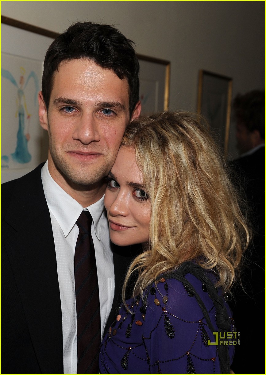 Ashley Olsen & Justin Bartha: Art of Elysium 2010!