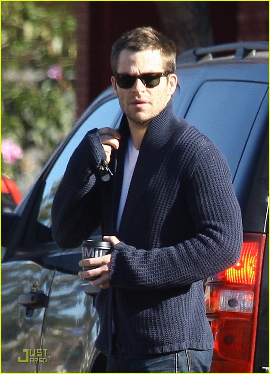 Chris Pine: Morning Coffee Run #7 of the Year