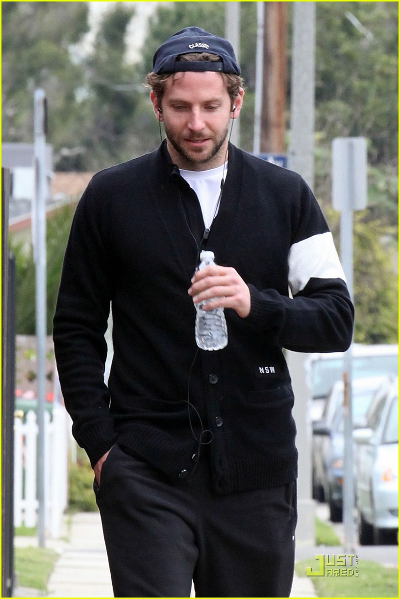 Bradley Cooper Drops Out From Being A Spy