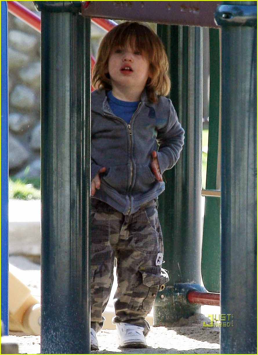 Max & Jordan Bratman: Playing at the Park!