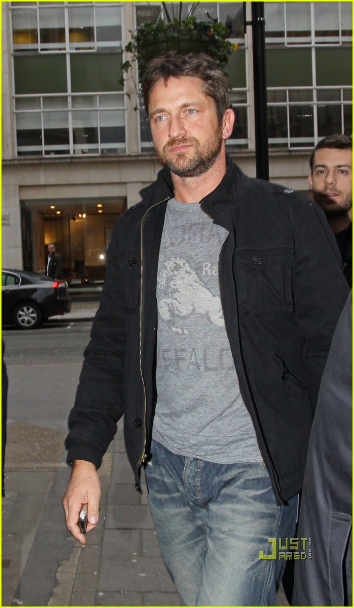 Gerard Butler is Radio One-derful