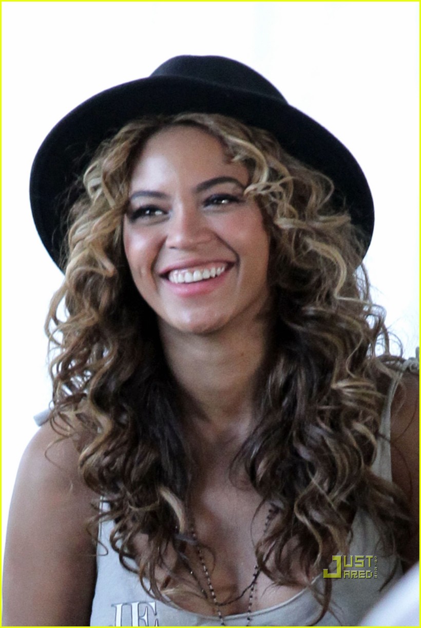 Beyonce: Coachella with Jay-Z!