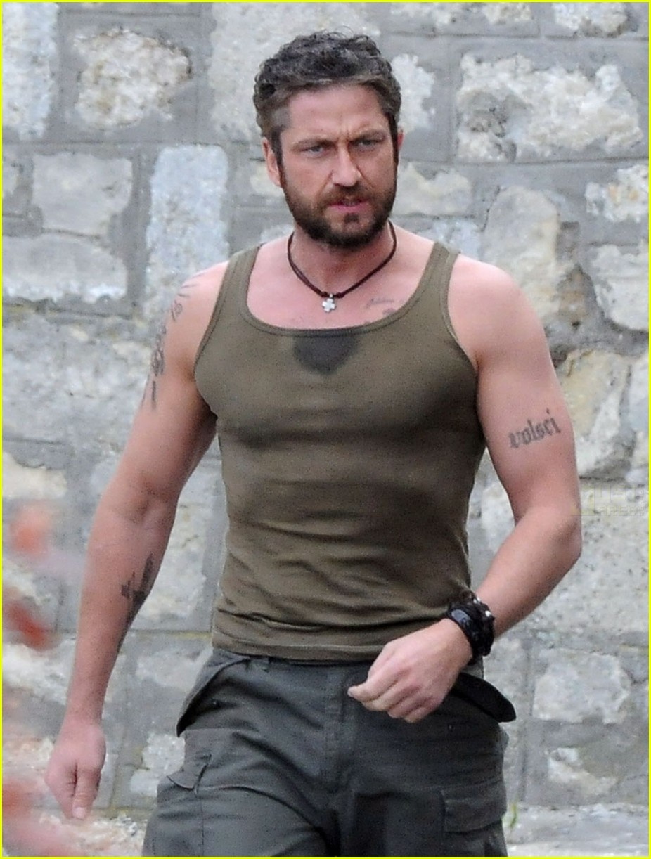 Gerard Butler: Coriolanus Muscle Man