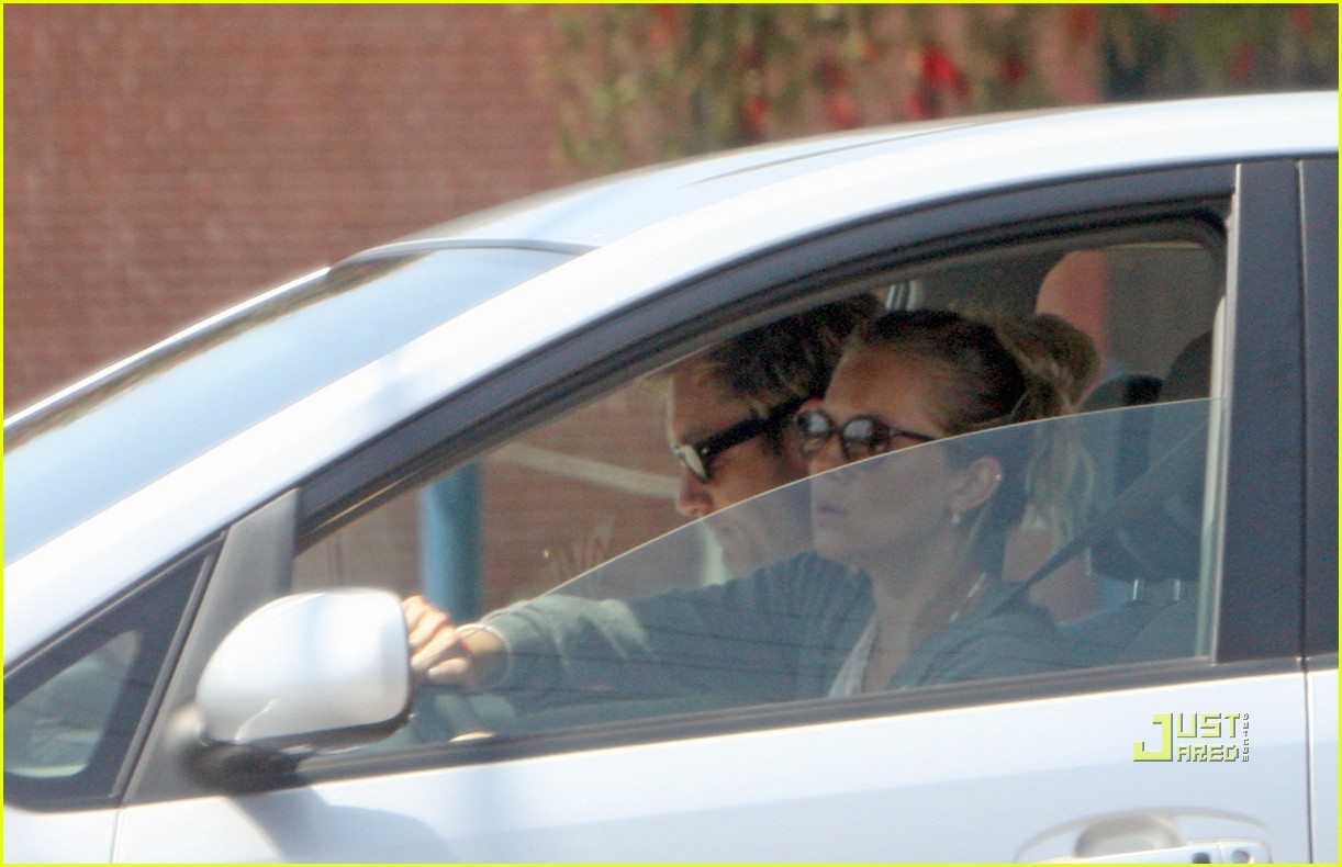 Jude Law & Sienna Miller: Flight Ban Lifted!