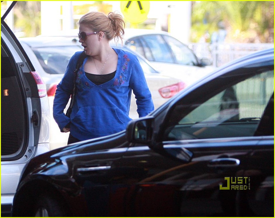 Kelly Clarkson: Malaysia Take-Off!