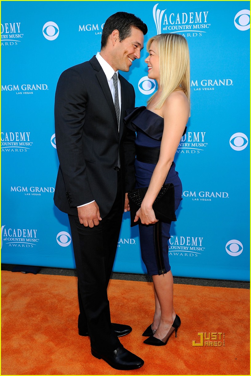LeAnn Rimes: ACM Awards with Eddie Cibrian!
