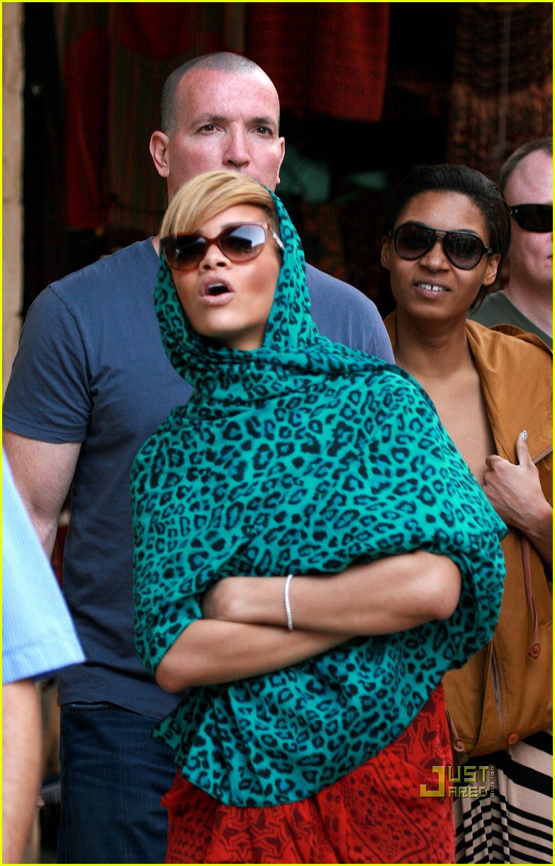 Rihanna: Jerusalem Jetsetter