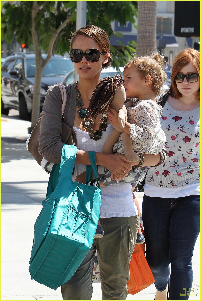 Jessica Alba & Honor Warren are Paper People
