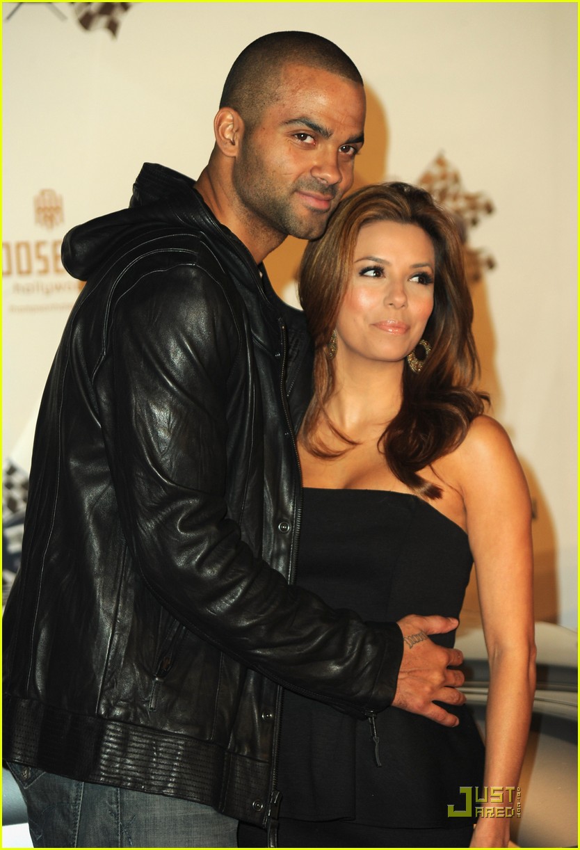 Eva Longoria Goes the Distance for Kids With Cancer