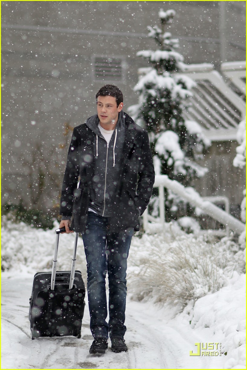 Cory Monteith: Snowy Vancouver Arrival