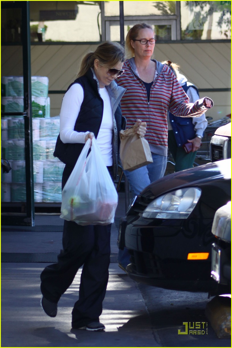 Ellen Pompeo: Nature Mart Mommy