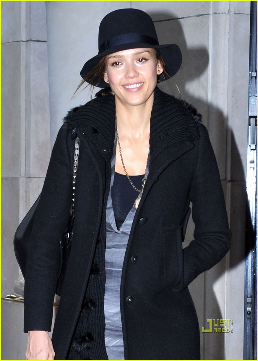 Jessica Alba: Au Revoir, Paris