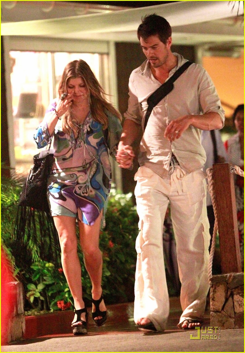 Fergie & Josh Duhamel: Night at Nikki Beach