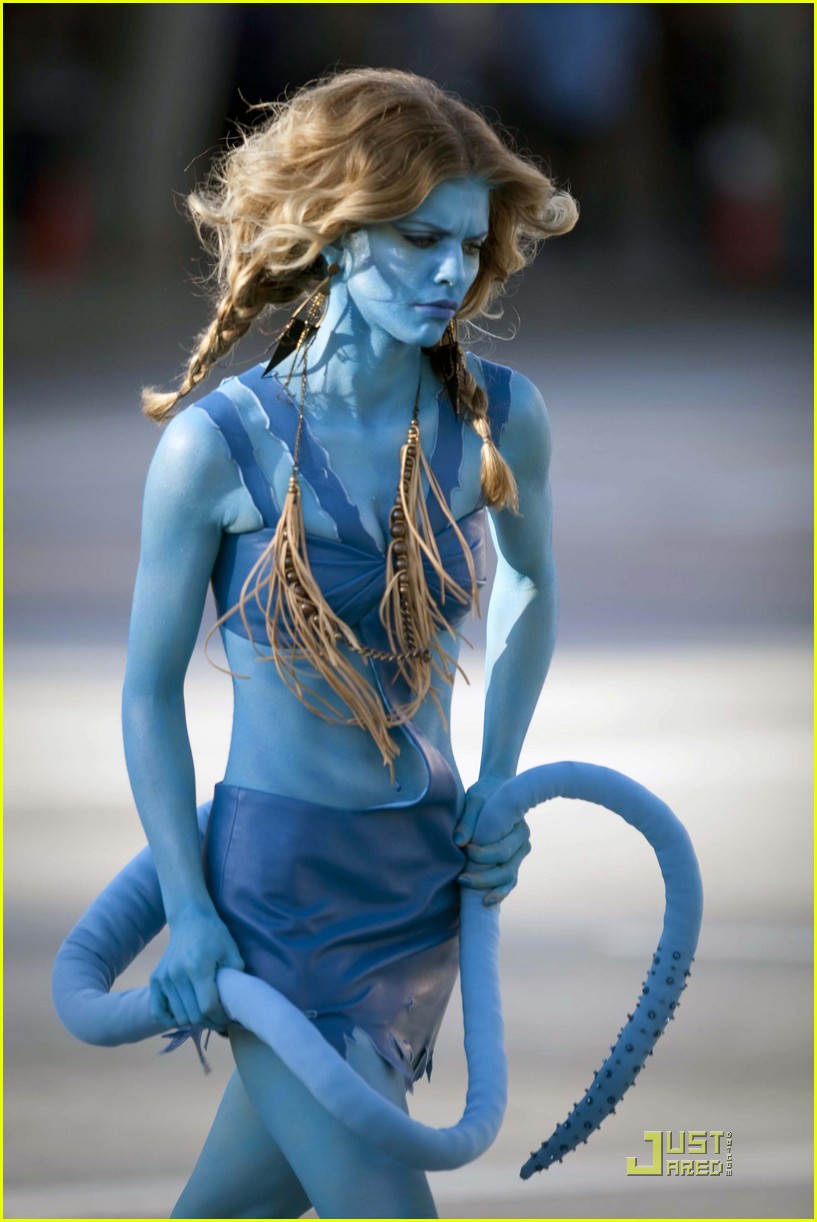 AnnaLynne McCord is an Avatar -- First Look!