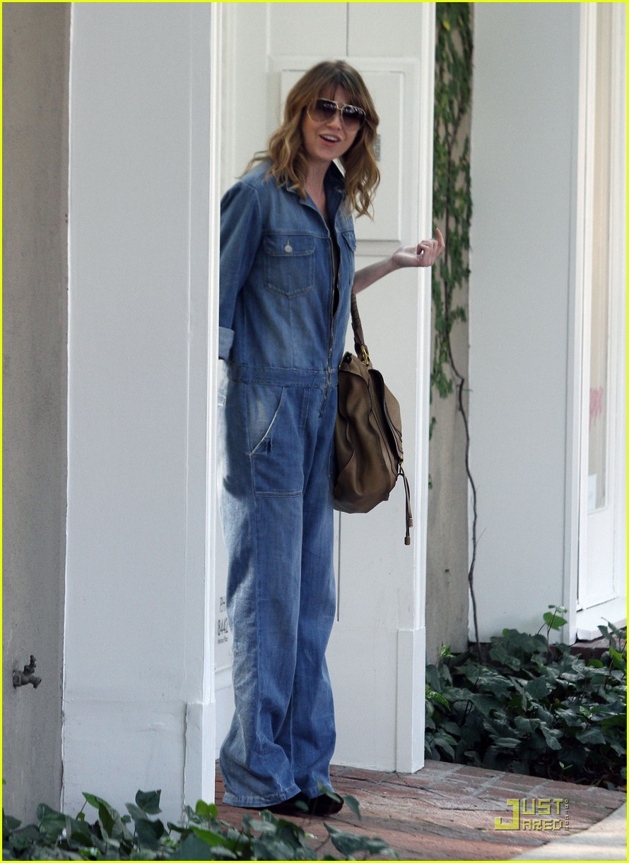 Ellen Pompeo Makes It A Denim Day