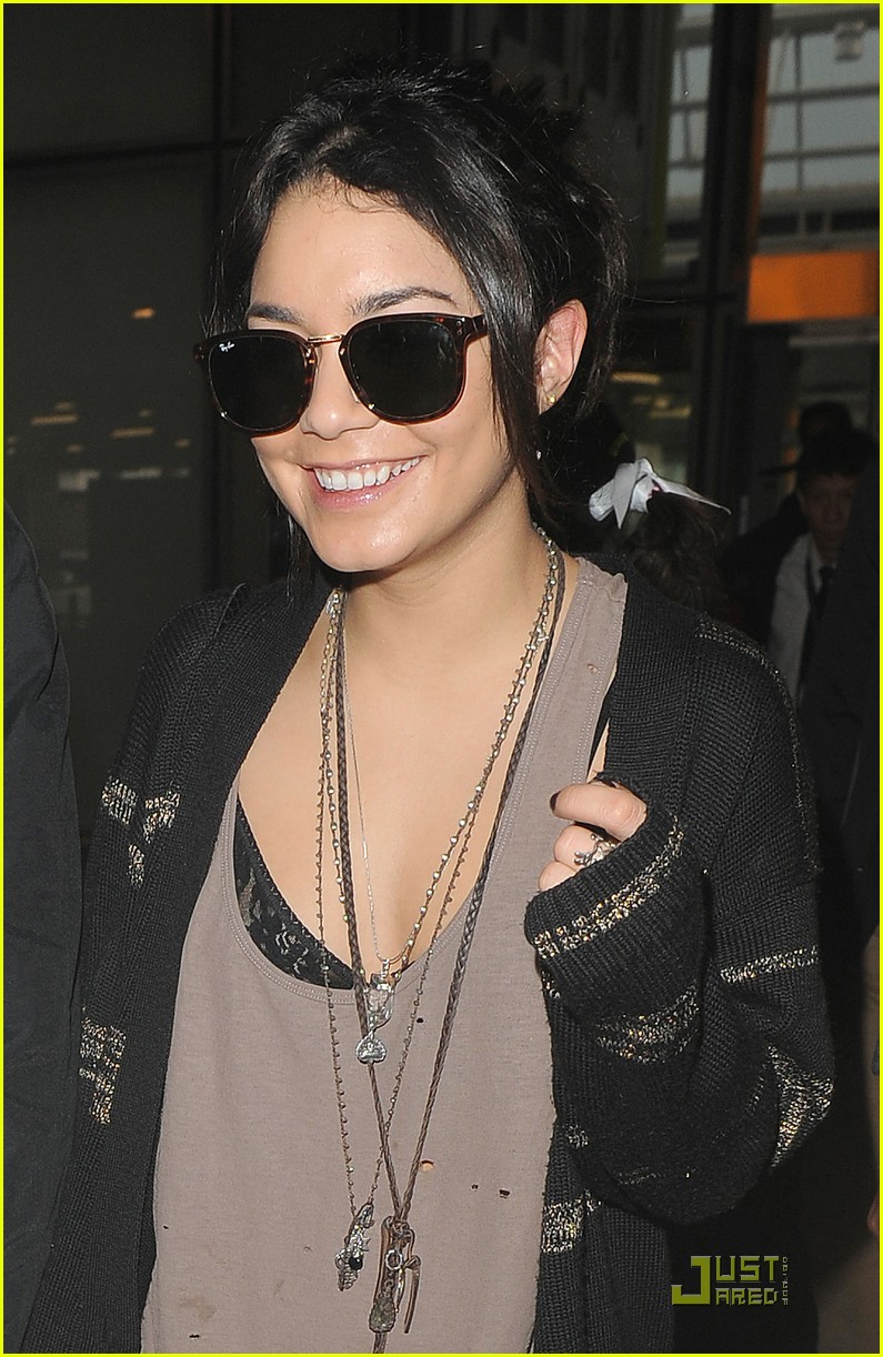 Vanessa Hudgens: London Bound with Abbie Cornish!