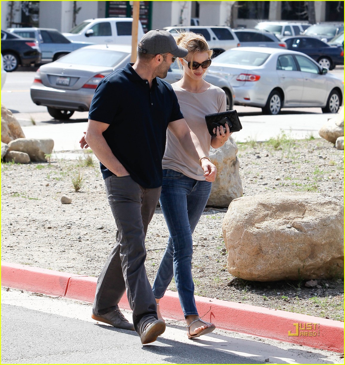Rosie Huntington-Whiteley & Jason Statham: Taverna Twosome