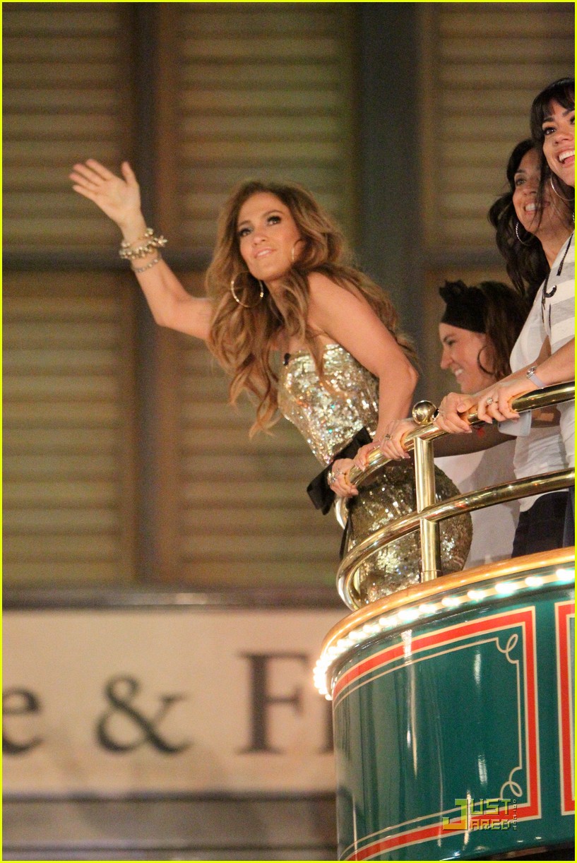 Jennifer Lopez Brings 'Love' to The Grove