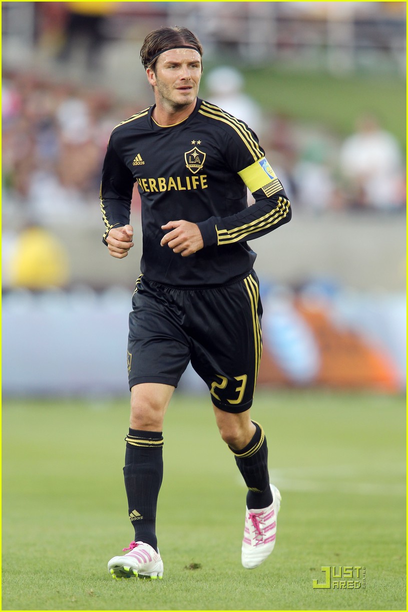 David Beckham: New Soccer Shoes!