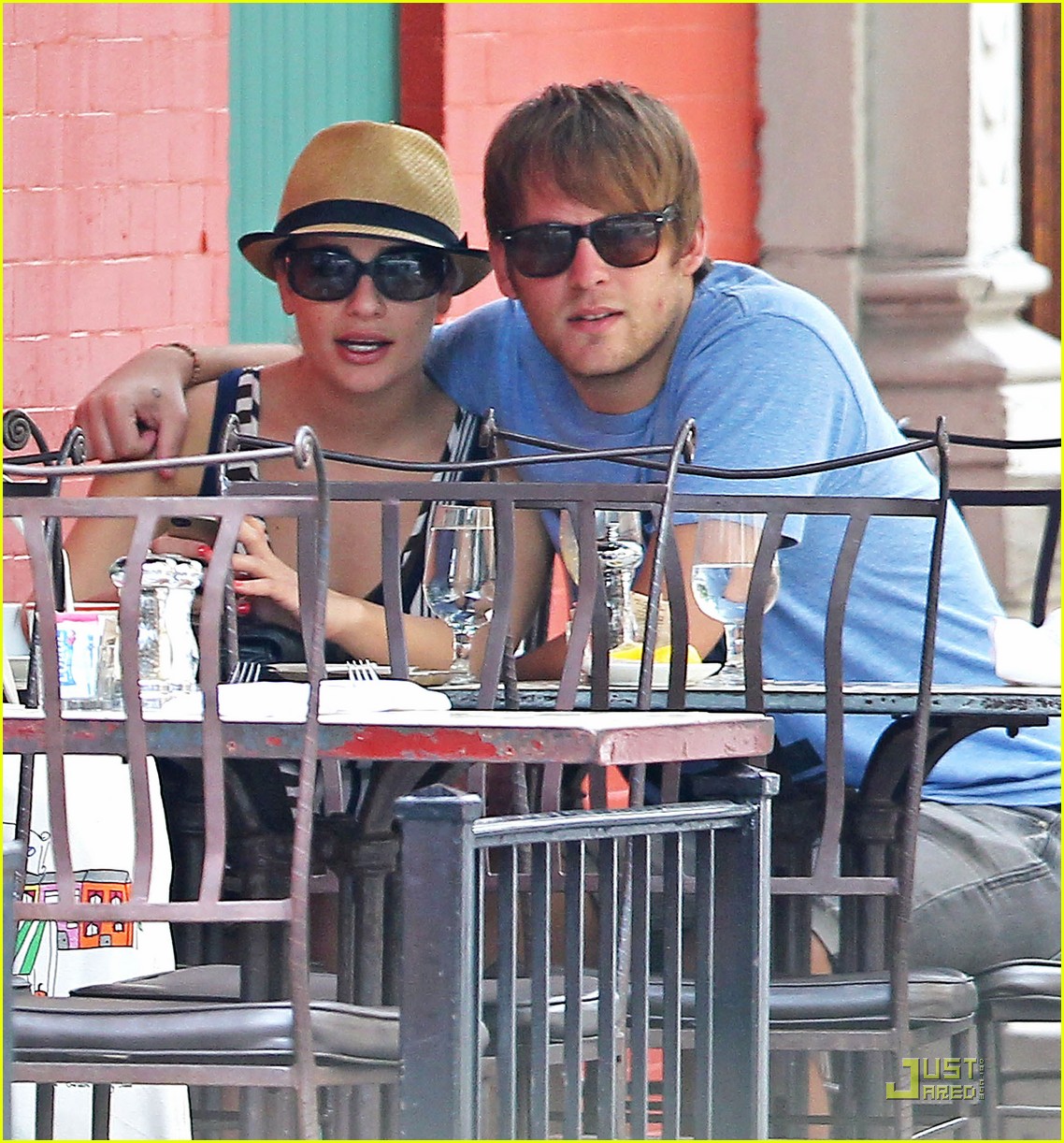Lea Michele & Theo Stockman: Sant Ambroeus Sweethearts