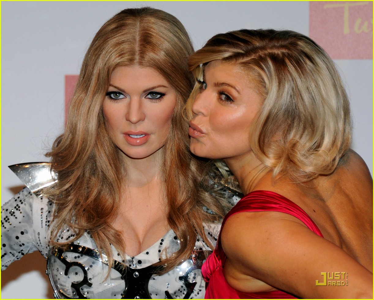 Fergie Unveils Her Wax Figure at Madame Tussauds