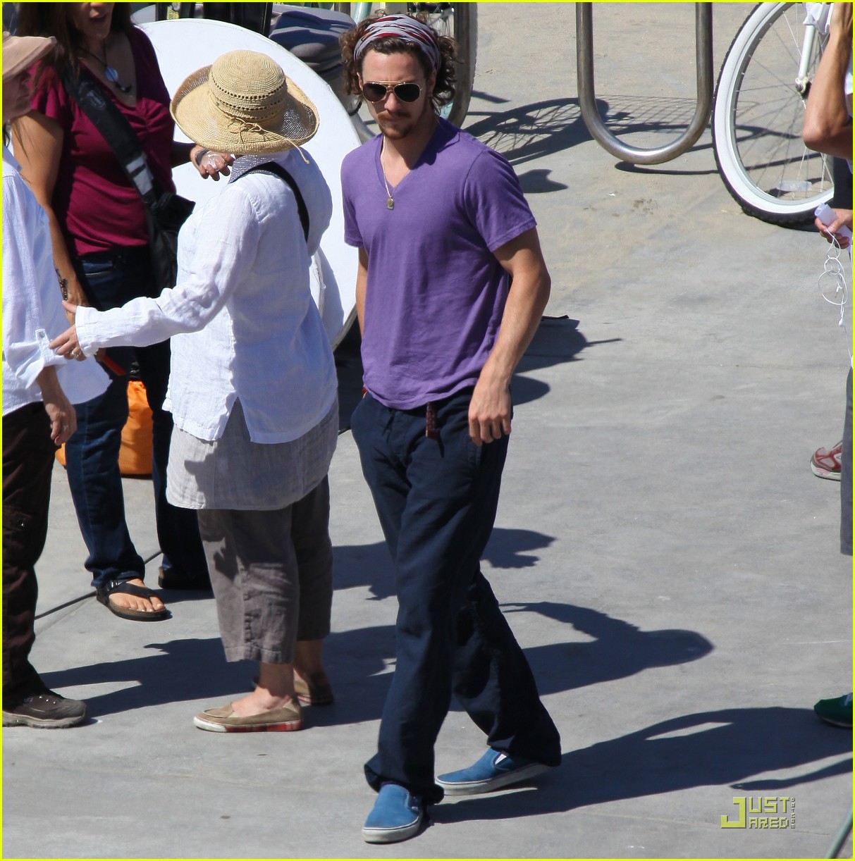 Aaron Johnson: 'Savages' in Redondo Beach!