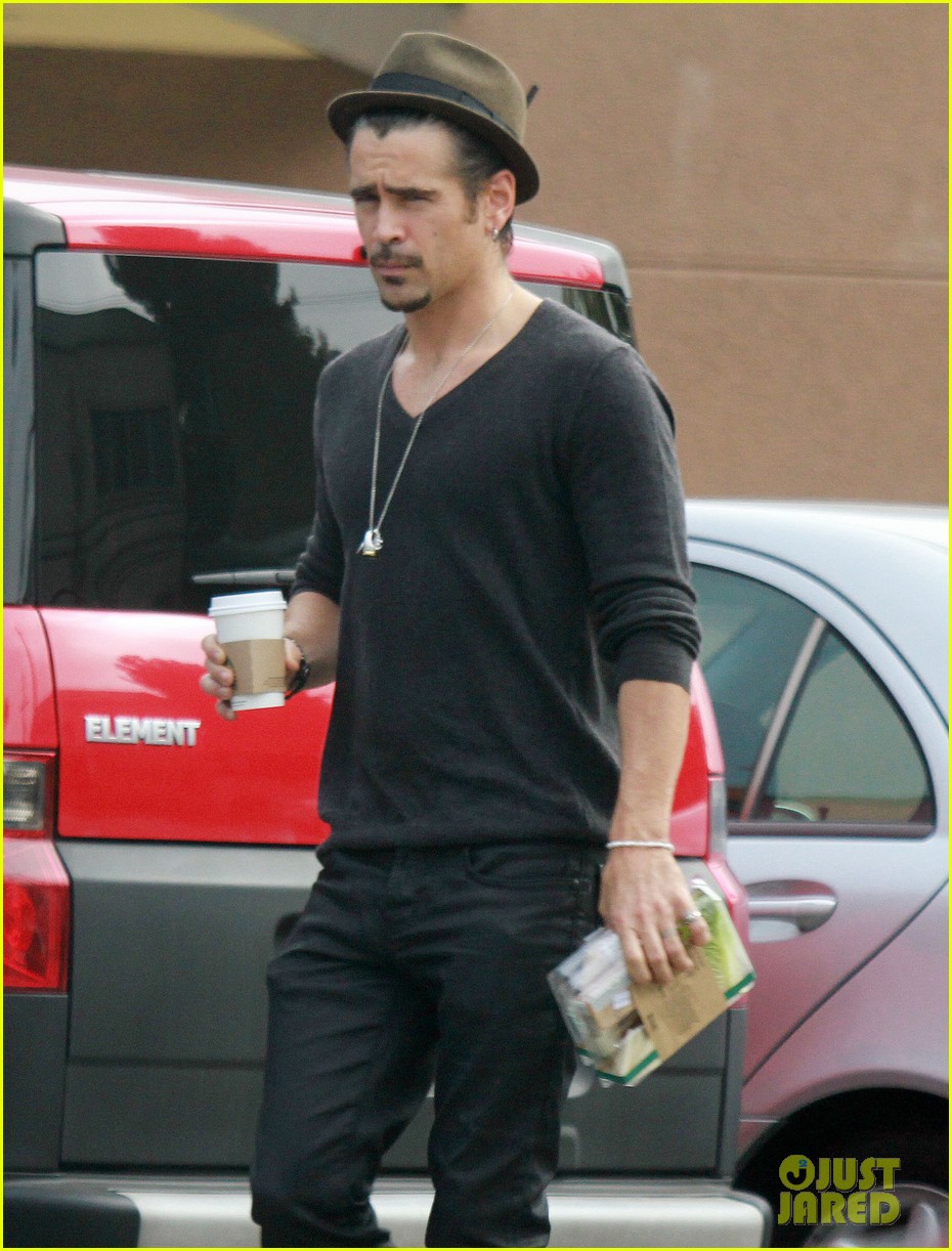 Colin Farrell: Starbucks Stop