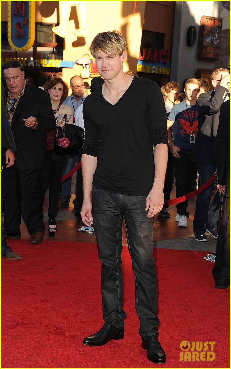 Chord Overstreet: 'Real Steel' Premiere with Jesse Williams!
